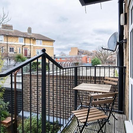 Chic 3 Bed Apartment Near London Bridge With Balcony المظهر الخارجي الصورة