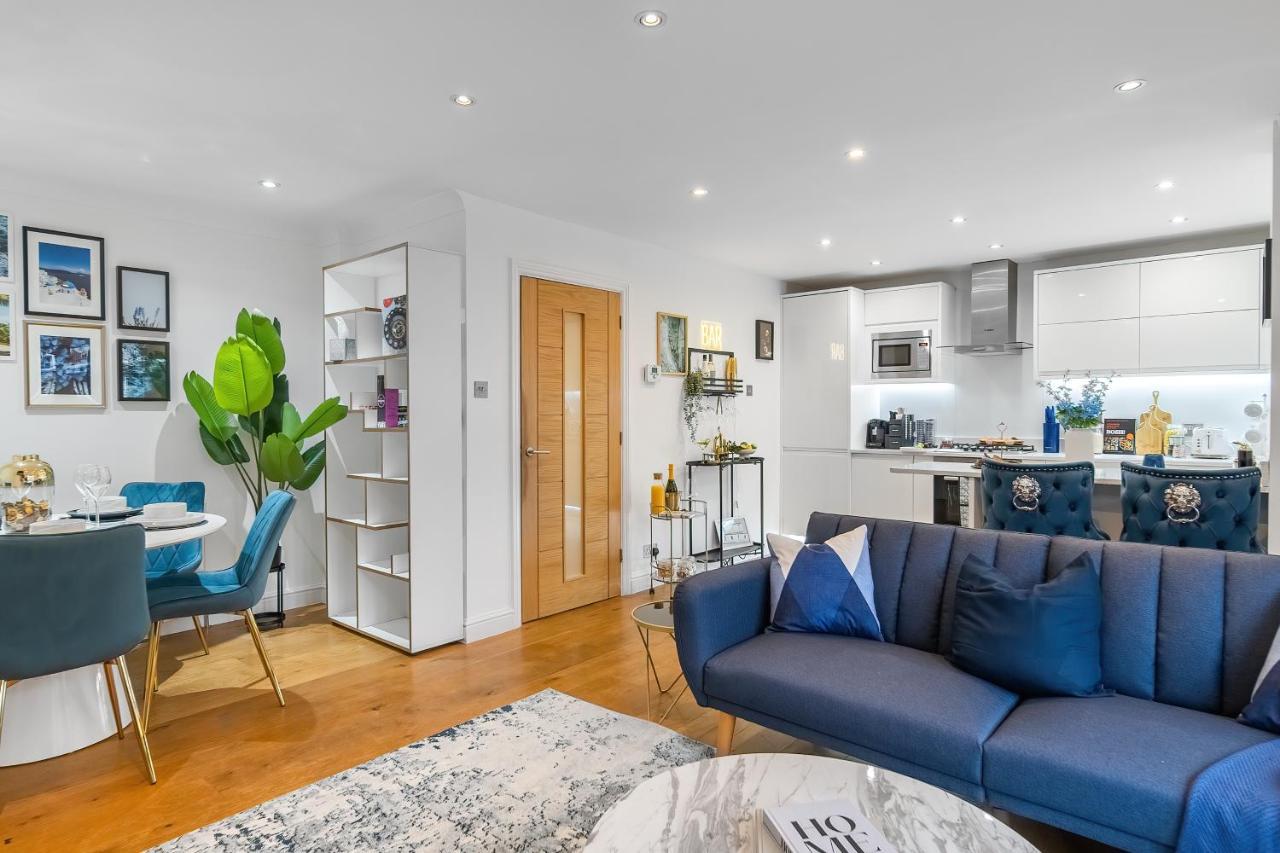 Chic 3 Bed Apartment Near London Bridge With Balcony المظهر الخارجي الصورة
