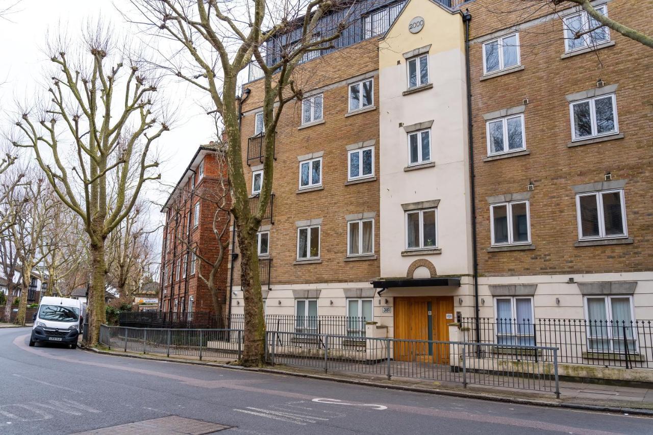 Chic 3 Bed Apartment Near London Bridge With Balcony المظهر الخارجي الصورة